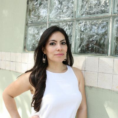 62 -Season 5- Writing in Two Worlds: How a Peruvian American Novelist Embraces Her Bilingualism