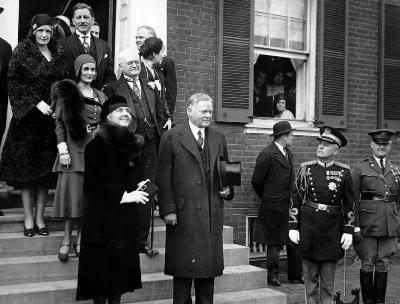 31: 3. The Rise of FDR and Calvin Coolidge's Contrasting Personas David Pietrusza 1920: The Year of the Six Presidents Franklin D. Roosevelt, the ambitious Assistant Secretary of the Navy, was considered only for the vice presidency in 1920, often making mist 31: 3. The Rise of FDR and Calvin Coolidge's Contrasting Personas David Pietrusza 1920: The Year of the Six Presidents Franklin D. Roosevelt, the ambitious Assistant Secretary of the Navy, was considered only for the vice presidency in 1920, often making mist
