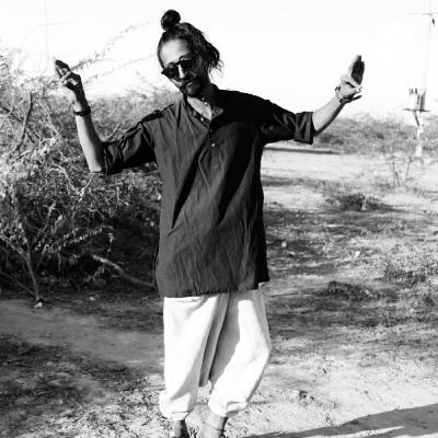 Mujhe Ishq Ka Farmaa(n) Naa Tha