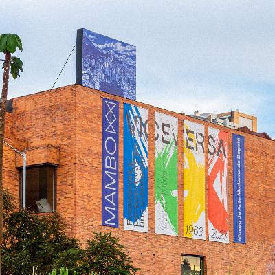 Entre obras y palabras: Eduardo Serrano y Jaime Pulido en el MAMBO