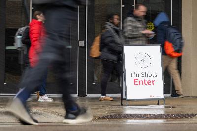 Respiratory illness dip may be due to new vaccine, New poll shows Democratic primary wide open