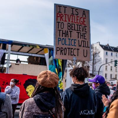 Keine sicheren Räume?! – »Fight Law and Order«? – Und wie wehren wir uns gegen sexistische Gewalt? Keine sicheren Räume?! – »Fight Law and Order«? – Und wie wehren wir uns gegen sexistische Gewalt?