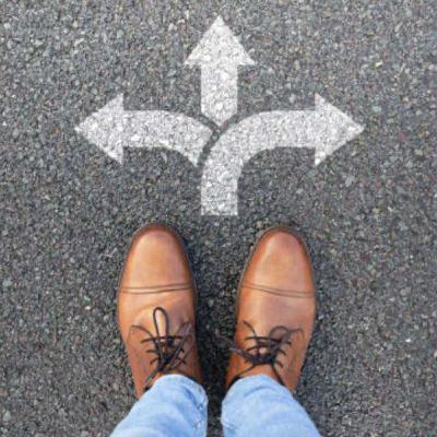 Chitchat Career: From Financial Advisor to College Prof to ?? (For those feeling lost) | 闲话职场：From 理财规划师 to 大学讲师 to ?? (献给迷茫的你）