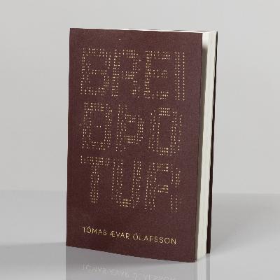 Tómas Ævar Ólafsson les úr Breiðþotum Tómas Ævar Ólafsson les úr Breiðþotum