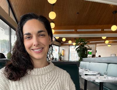 🚀 Unconventional Success on LinkedIn - Isabel Sterne, Consultant (Issue 607)