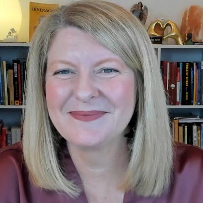 7 Figures Sans Burnout : Comment Fabienne Fredrickson a réinventé le Business (au féminin) | E160