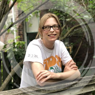 The Fold Podcast - Episode 43: BREAKING CHARACTER -  a conversation with friend of the show, Rachel Romu