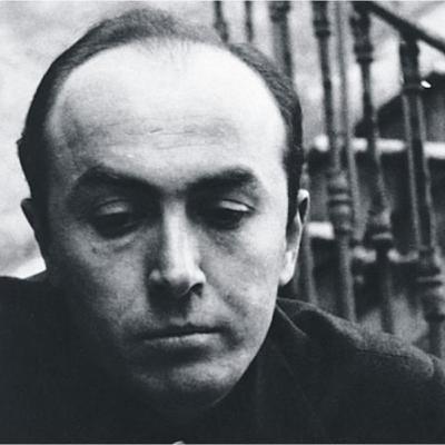 Edip Cansever - Mendilimde Kan Sesleri