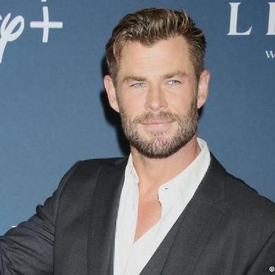 Thor se retira, Tarantino se une a la moda, serie de Indiana Jones, peli de George RR Martin | Astilla Moderna 3x24 Thor se retira, Tarantino se une a la moda, serie de Indiana Jones, peli de George RR Martin | Astilla Moderna 3x24