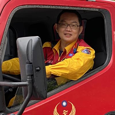 EP 114 活在當下、孝順父母、尊敬大自然 : 高雄特搜大隊 義消 王信誠 先生