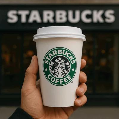 Starbucks: Como um Café Comum Virou Fenômeno Global Starbucks: Como um Café Comum Virou Fenômeno Global