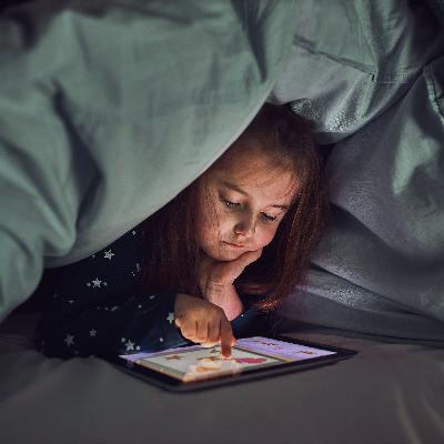 Hoe skermtyd kinders beïnvloed, en hoekom speel die antwoord is Hoe skermtyd kinders beïnvloed, en hoekom speel die antwoord is