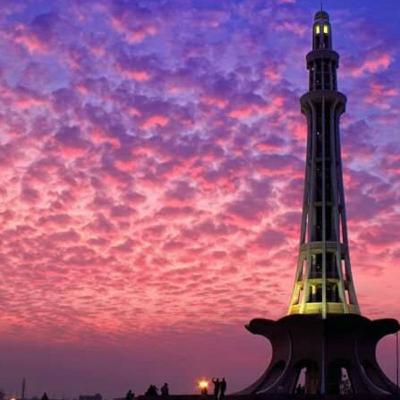 The 10 Most Beautiful and Amazing Landmarks You Should See In Pakistan !!