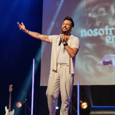 Nosotros en el mundo