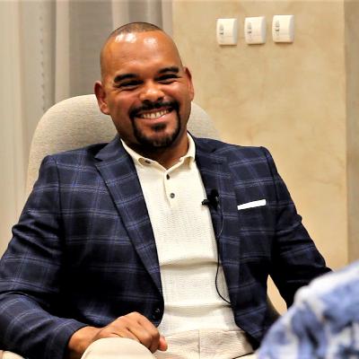 Obonete Ubam | Stát se králem nebylo zadarmo Obonete Ubam | Stát se králem nebylo zadarmo