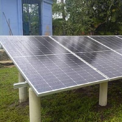 Instalan paneles solares en estaciones de bombeo de agua en Sandino