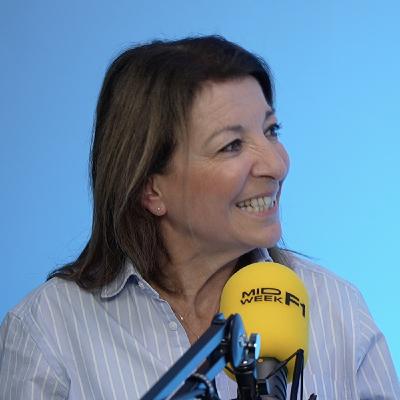 21: Sheriff Max Is Back In Town! With Holly Samos 21: Sheriff Max Is Back In Town! With Holly Samos