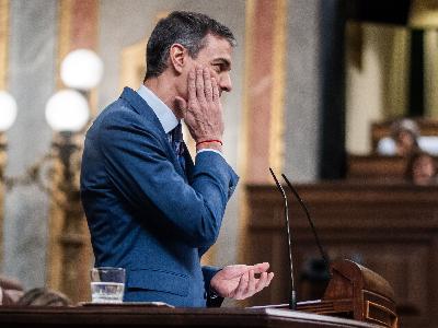 Tertulia de La Trinchera: El Estado fallido de Sánchez
