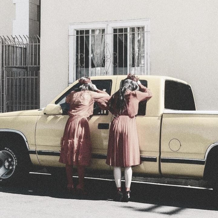 𝓇𝑒𝒹 𝓋𝑒𝓁𝓋𝑒𝓉