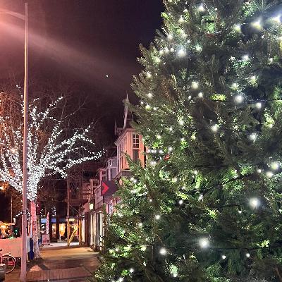 Advent Art and Poetry: A Festive Journey Through the City