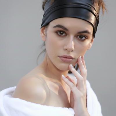 TOM FORD Fall 2018 Womens ft Kaia Gerber TOM FORD Fall 2018 Womens ft Kaia Gerber