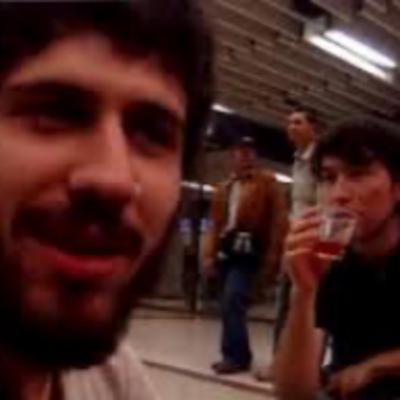 PodFalso nº 12 - no aeroporto PodFalso nº 12 - no aeroporto