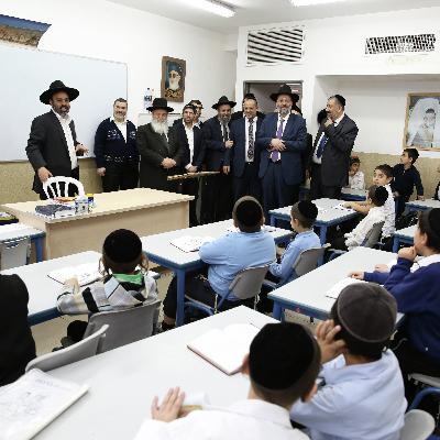מני משחזר את הסרט על האלימות בחיידר