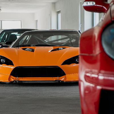 Auto z klipu Rihanny, ale aj to lietajúce. Do Brezna láka automobilový festival