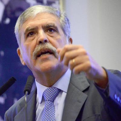 Julio De Vido en Poniendo Negro Sobre Blanco.