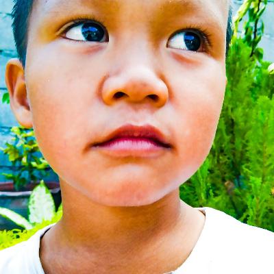 So mga ka paks tinawagan ako ni mama Kung gumagana ba cp nya