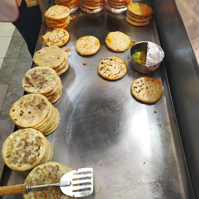Gorditas de maíz con queso o migajas, en Cortazar.