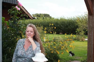 Creativity for Future/ Uma im Gespräch mit der Holographic Kinetics Practitionerin Annegret Torspecken