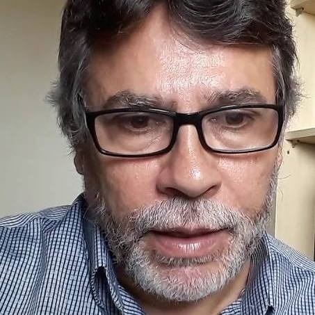 Osvaldo Bertolino - O outro lado da notícia