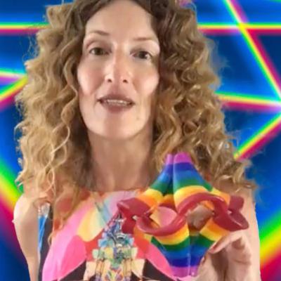 Dancing with Aurora -- Flying Rainbow Lasagne style