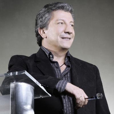 Entrevista con la cantautora Paola Jara