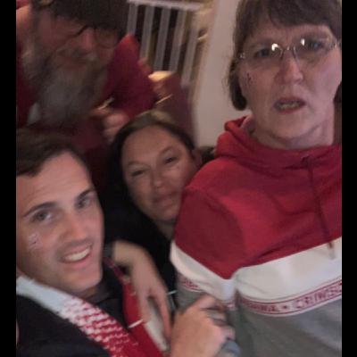 4th & Wendy: Wendy’s Fired Up About the Playoff Bracket!  Wrapping Up the Season 4th & Wendy: Wendy’s Fired Up About the Playoff Bracket!  Wrapping Up the Season