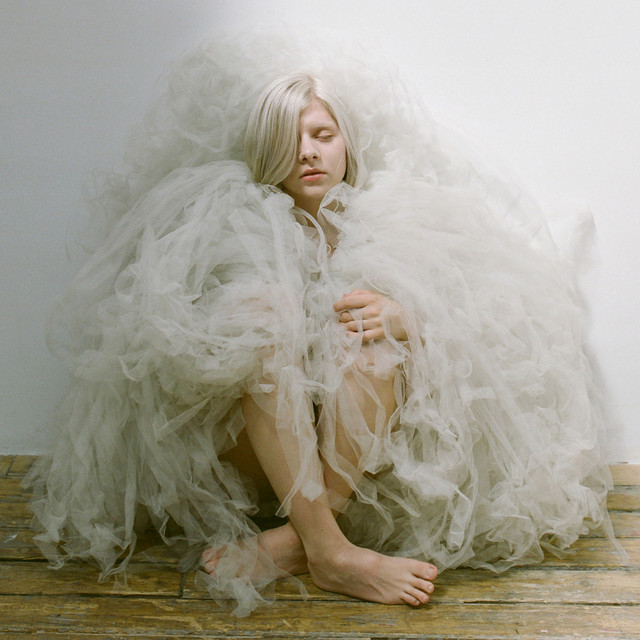 aurora_murder song_5_4_3_2_1