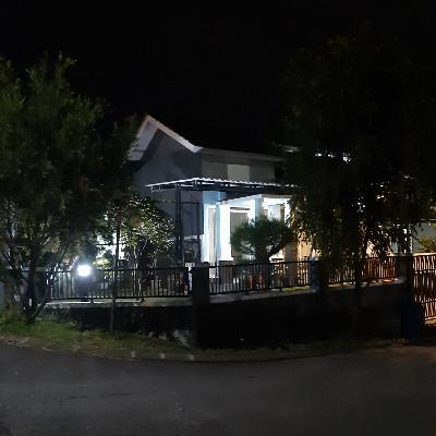 Anak Tunggal Belajar Hidup Mandiri untuk Pertama kalinya Anak Tunggal Belajar Hidup Mandiri untuk Pertama kalinya