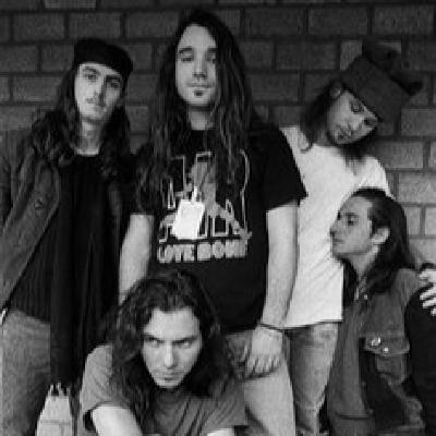 Pearl Jam y su camino hacia el gran éxito. Especial Vs. Pearl Jam y su camino hacia el gran éxito. Especial Vs.