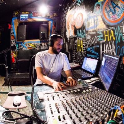 How to build and grow a podcast business - TechRepublic's Business Technology Weekly How to build and grow a podcast business - TechRepublic's Business Technology Weekly