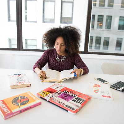 Ep. 43 Elizabeth Lesser on the Power of Storytelling From The Perspective of Women