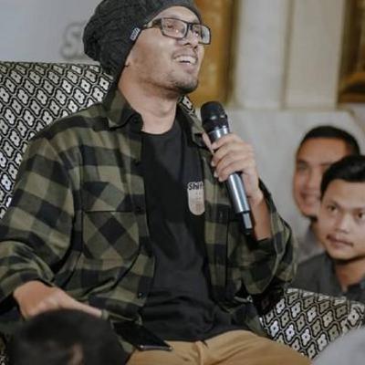 Santai Ada Allah - Ustadz Hanan Attaki