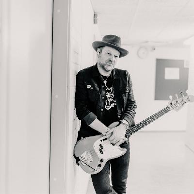 24. Ako Kiiski - Basisti, Musatuottaja, Kapellimestari