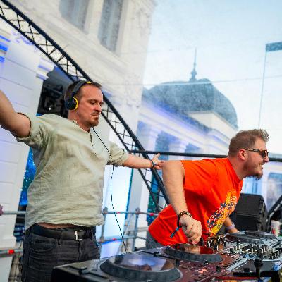 Suncatcher & Exolight - Critical Exposure Radio 195