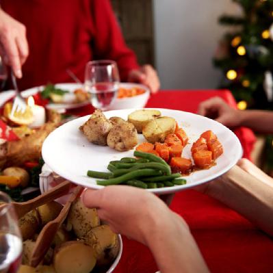 TRASTORNOS DE LA ALIMENTACIÓN EN LAS FIESTAS - Clínica Ínsula - BUENVIVIR