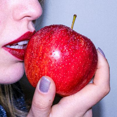 ASMR Mukbang: comiendo manzanas crujientes para relajarte