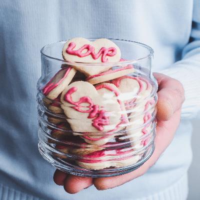 To νέο τοξικό trend στο dating λέγεται «cookie jarring»