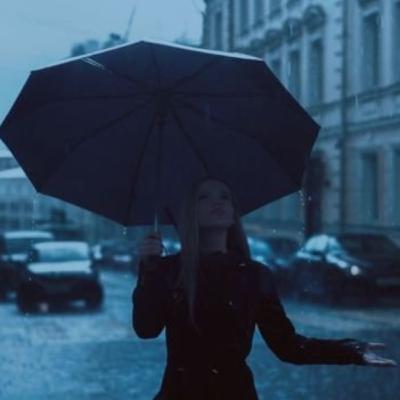 HUJAN, KAMU DAN RINDU