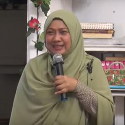 dr. Aisyah Dahlan, CHt II APA YA BAKATKU II Kajian Parenting dr. Aisyah Dahlan, CHt II APA YA BAKATKU II Kajian Parenting