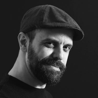 Türkiye'deki bazı sorunları sadece tasarımla çözebiliriz | Ozan Karakoç - Brand Designer